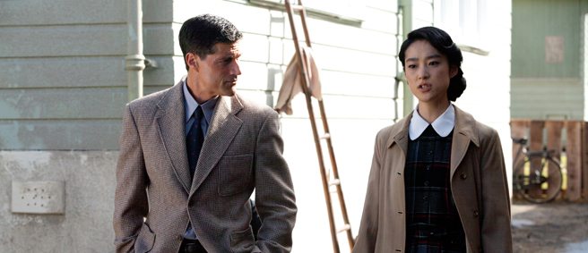 Matthew Fox as Fellers and Eriko Hatsune as Aya