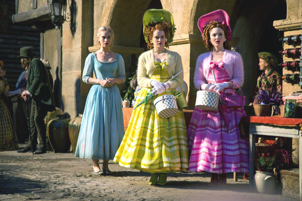 Ella (Lilly James) with Anastasia (Holliday Grainger) and Drisella (Sophie McShera)
