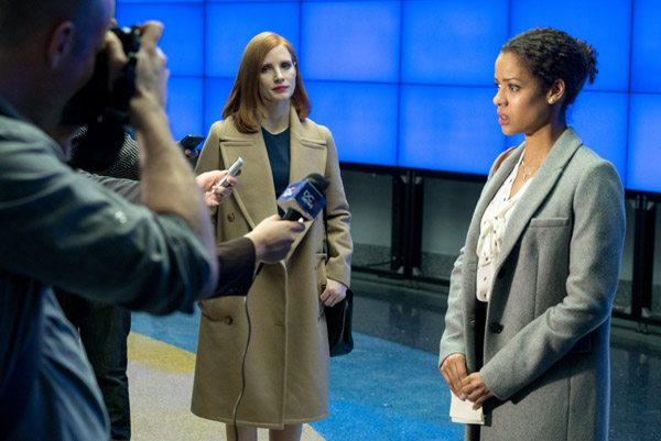 Jessica Chastain and Gugu Mbatha-Raw star in EuropaCorp's "Miss Sloane". Photo Credit: Kerry Hayes © 2016 EuropaCorp Ð France 2 Cinema