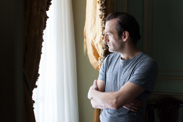 Martin Dubreuil as Felix