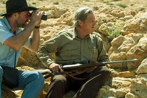 Texas Ranger Marcus Hamilton (Jeff Bridges) and Deputy Alberto Parker (Gil Birmingham) in HELL OR HIGH WATER