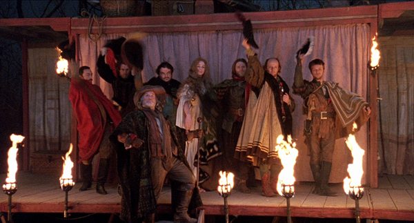 Richard Dreyfus as The Player and his tragedians