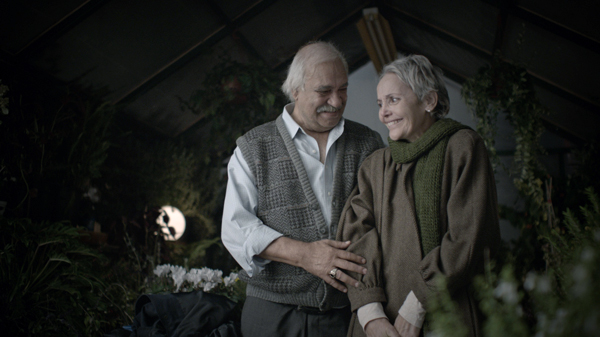 Ze'ev Revah as Yehezkel and Levana Finkelshtein as Levana